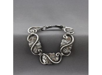 Vintage Quinto Sterling Silver Taxco Mexico Leaf Design Curved Panel Link Bracelet