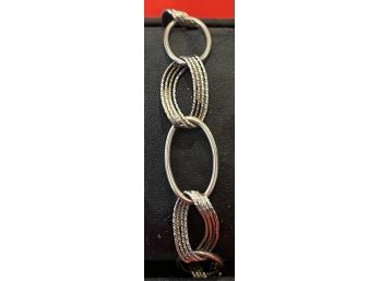Elegant Designer Sterling Silver Bold Link Bracelet