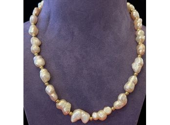 Stunning Freshwater Pearl Necklace