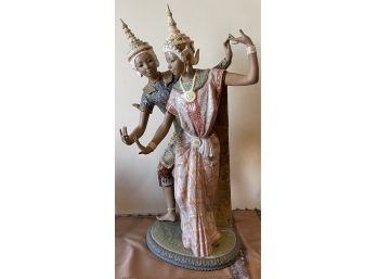 Lladro Large Figurine Thai Couple Dancers #2058