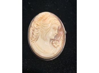 Vintage Hand Carved Shell Cameo Pin Pendant Silver