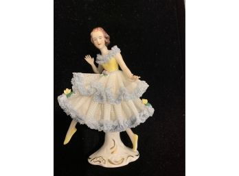Sweet Vintage Dresden Lady Figurine