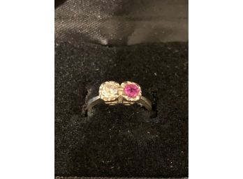 Beautiful Vintage Diamond And Ruby 14kt Gold Ring