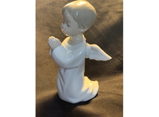 Sweet Lladro Praying  Angel