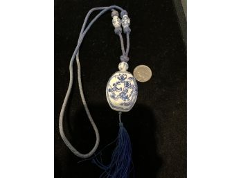 Vintage Chinese Blue And White Porcelain Necklace