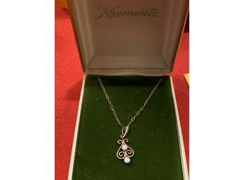 Lovely Vintage Opal Krementz Necklace