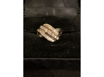 Stunning Genuine Diamond And Gold Cocktail Ring