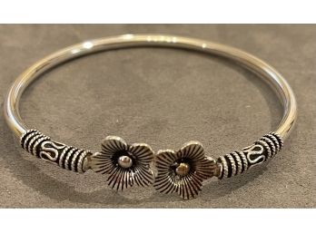 Delightful Sterling Silver Floral Bangle Bracelet