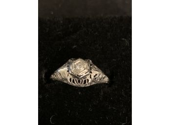 Antique Filigree 18kt Gold Diamond Ring