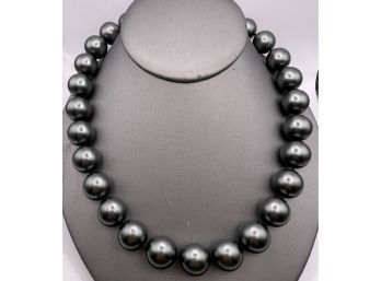 Stunning Masami Black Mother Of Pearl Beaded Necklace