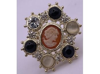 Amedeo Gold Tone Cameo And Gem Ring Size 8