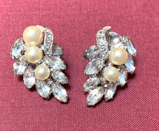 Vintage Eisenberg Rhinestone & Pearl CLIP Earrings Vintage