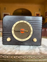 Vintage General Electric Radio Player