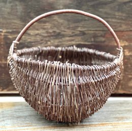 Vintage 1940s Native American Buttocks Gathering Basket