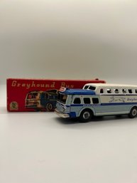 Vintage Tin Litho By Hayashi -  Greyhound Scenicruiser Bus In Original Box