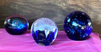 Vintage Lot Of Art Glass Paperweights