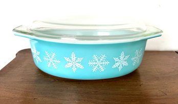 Vintage Pyrex Turquoise Large Snowflake Casserole Dish