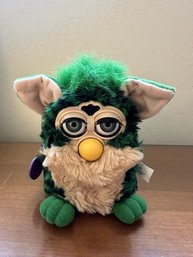 1999 Tiger Electronics Furby Green Turtle Stripe With Tag