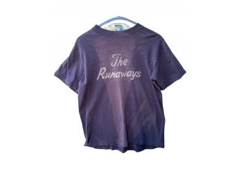 Vintage The Runaways Mens Small/Medium T-shirt