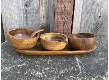 MCM Bowls On Tray W Spoons