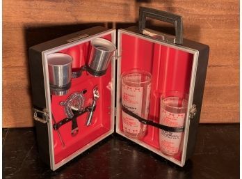 Vintage Cool Portable/Travel Cocktail Kit