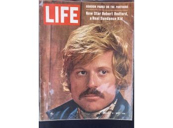 Vintage 1970 Life Magazine-  Robert Redford