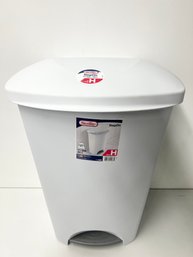 Sterlite StepOn Wastebasket, 11 Gallon