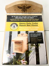 Heavy Duty Cedar Mason Bee House, Small