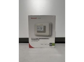 Honeywell/home T3/5-2 Day Programmable Thermostat