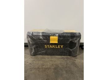 STANLEY Essential Tool Box 16'