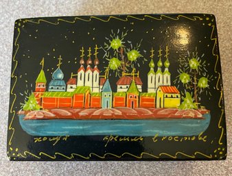Vintage Folk Art Russian Hinged Laquer Mini Trinket Box