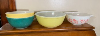 Vintage Tupperware Bowls
