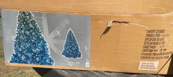 Very Nice Target Artificial Prelit Christmas Tree