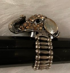 Vintage Bling Elephant Ring With Stretchable Band