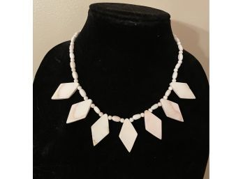 Vintage Seashell Choker Necklace