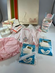LOT #1 VINTAGE BABY CLOTHES: SPRINGMAID OUTFIT, NEWBORN, NEVER WORN FOLEY'S BOX