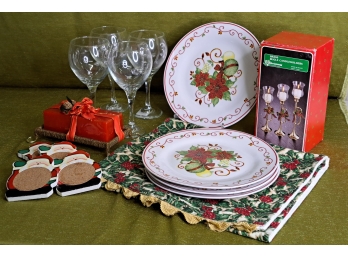 Classic Christmas Four Piece Place Setting
