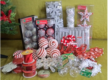 Fantastic Collection Of Silver, Red And White Ornaments