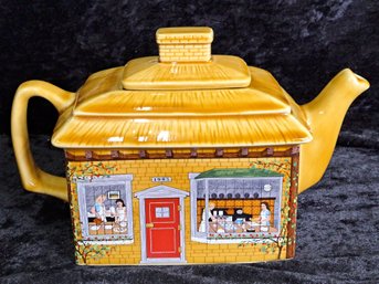 Vintage McCormick Tea House Teapot Made In Baltimore USA