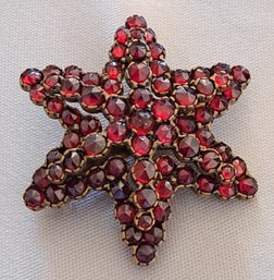Gorgeous Vintage Garnet Brooch/ Pin In Gold Tone
