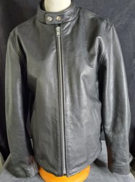 Gorgeous Men's Black Leather Motorcyle Style Jacket Size 42