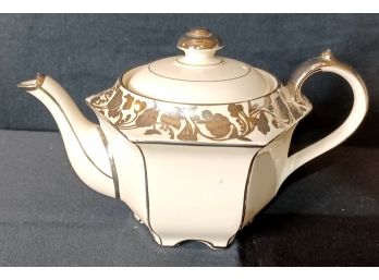Rare Vintage Sadler Teapot