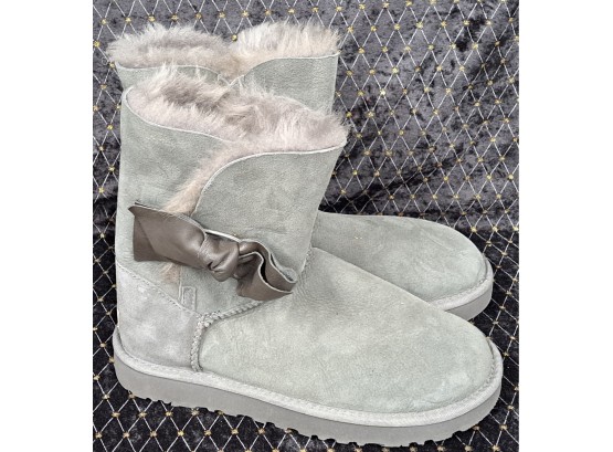 Ugg Daelynn Boots In Grey -  Size 7