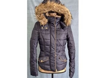H&M Fitted Puffer Jacket