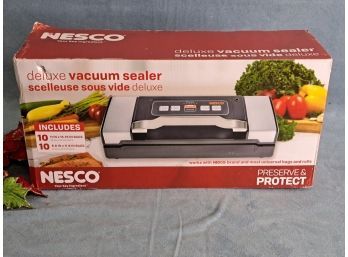 Nesco Deluxe Vacuum Sealer