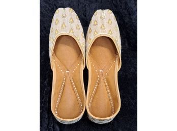 Beautiful Hand Made Moroccan Slippers In Gold And Yellow