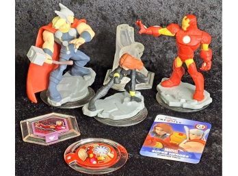 Disney Infinity Starter Pack W/card, Play Set And Two Iron Man Power Discs