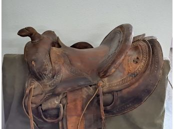 Vintage Potts Ingerton Adult Saddle