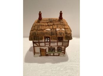 Department 56 Thatched Cottage #65188