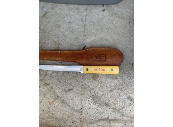 Vintage Kar-Bar Fillet Knife Model 1382